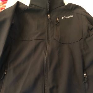 Columbia Soft Shell Jacket Size Large